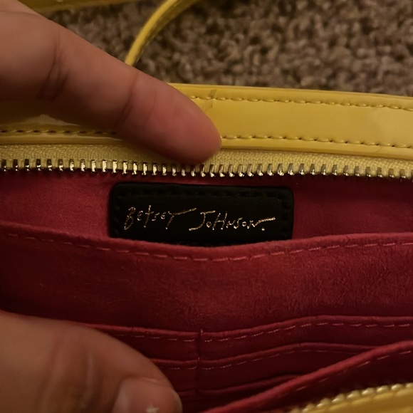 Betsey Johnson small quilted yellow crossbody purse with gold tone accents - Picture 3 of 6
